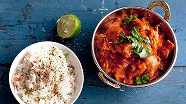 Vegetarisk tikka masala med halloumi